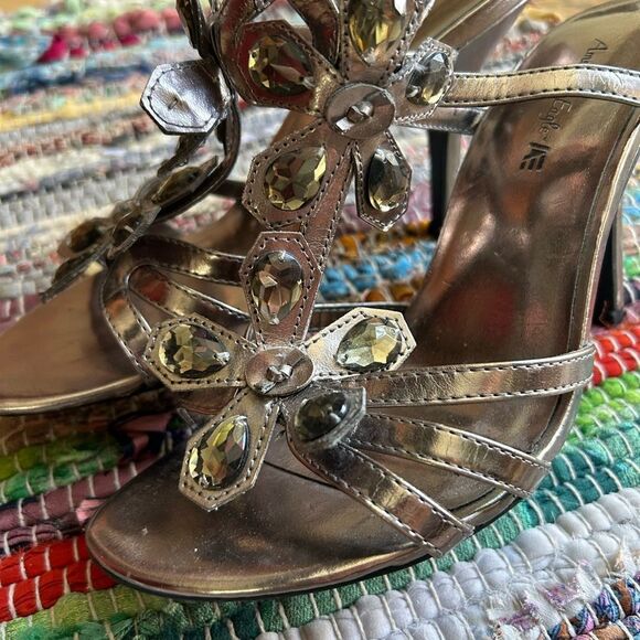 American Eagle Outfitters Silver Heels with Elegant Floral Design - Picture 13 of 15